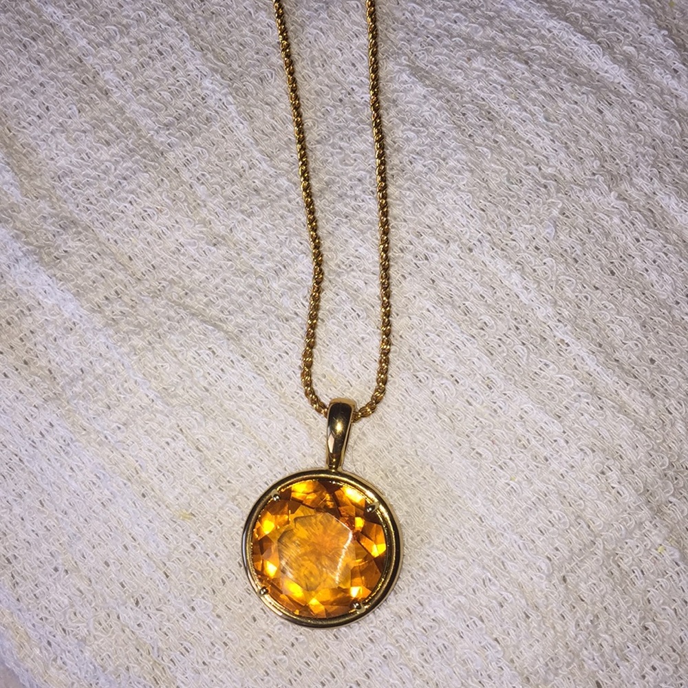 Joan rivers long necklace